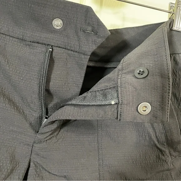 Athleta Shorts Womens Black Size 4 Trekkie Ripstop Trail Hiking Nylon Active - Picture 8 of 12